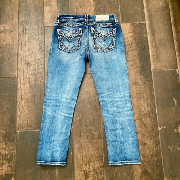 Miss Me Distressed Mid-Rise Cropped Jeans 26 - Picture 3 of 7